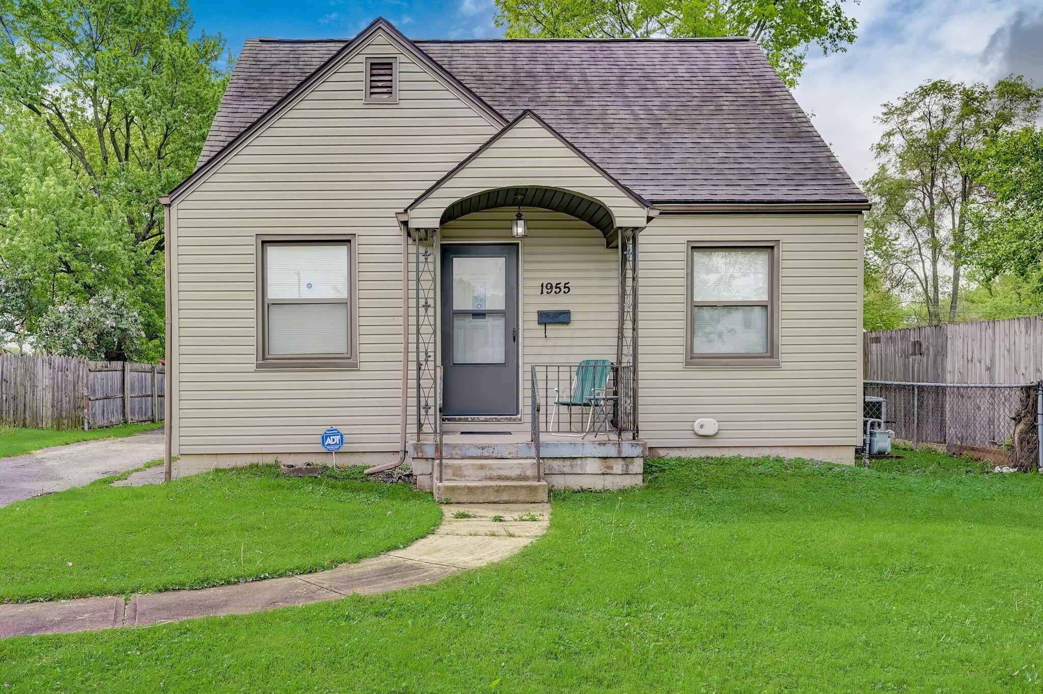 1955 W Mound Street