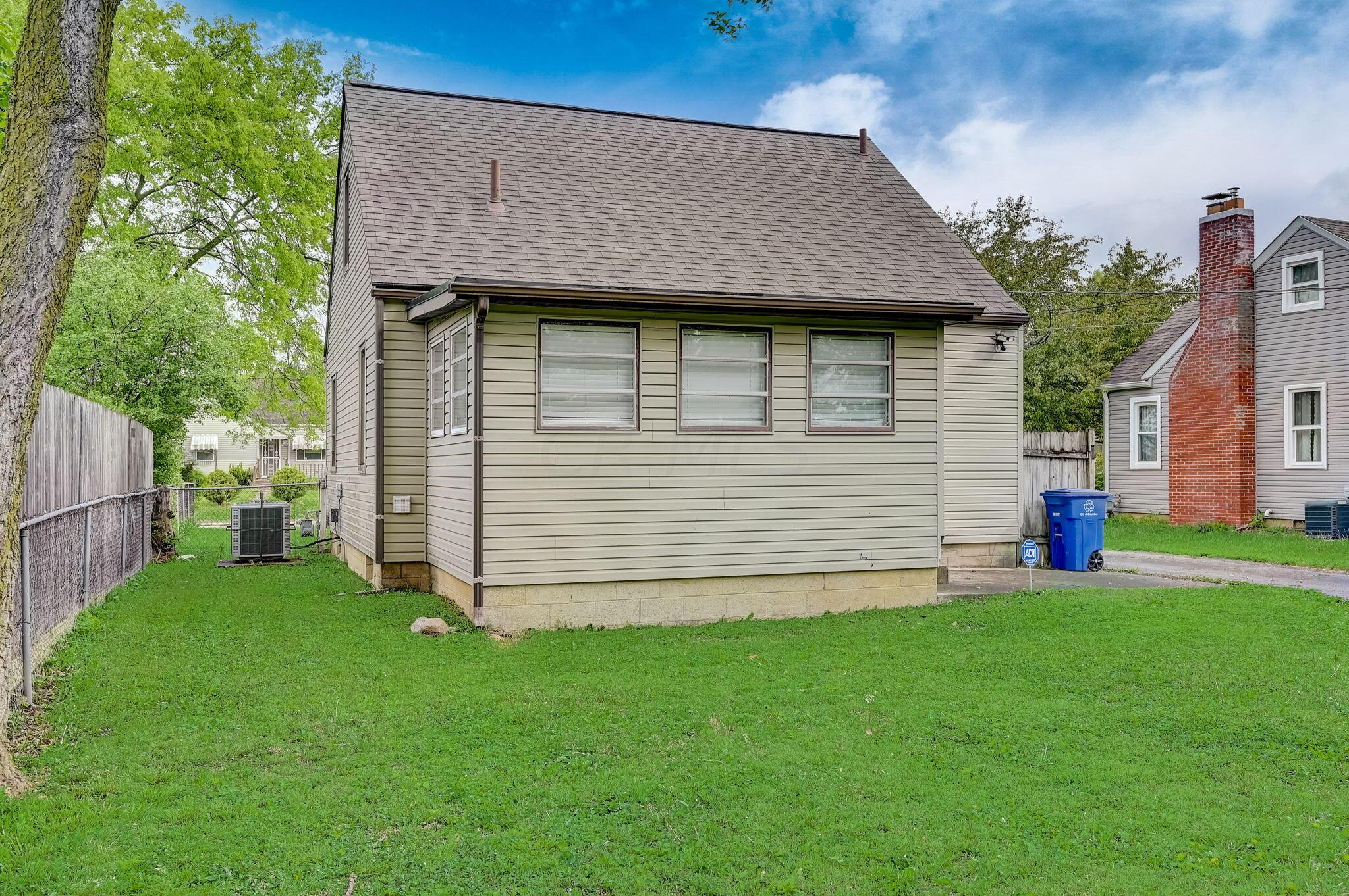 1955 W Mound Street
