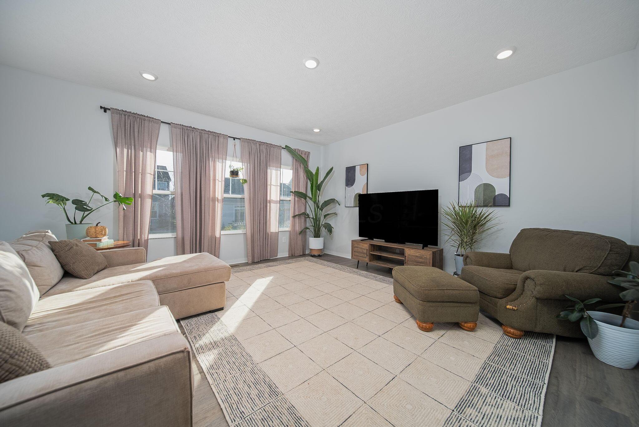 1143 Gelbray Drive