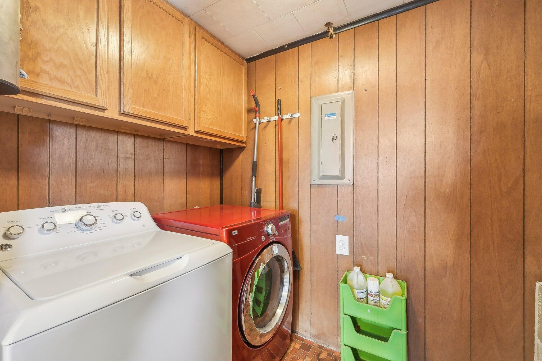 3786 Sheldon Place
