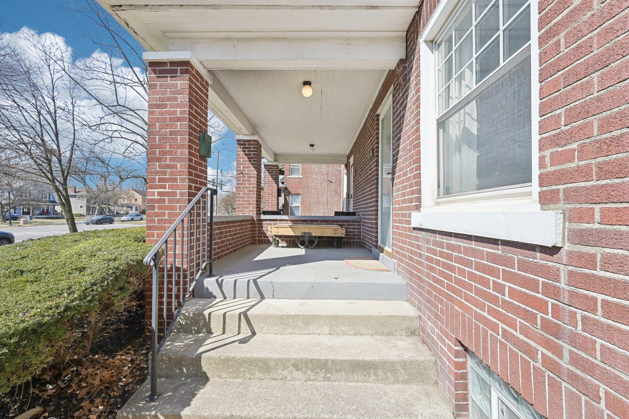 1156 Northwest Boulevard, 1156