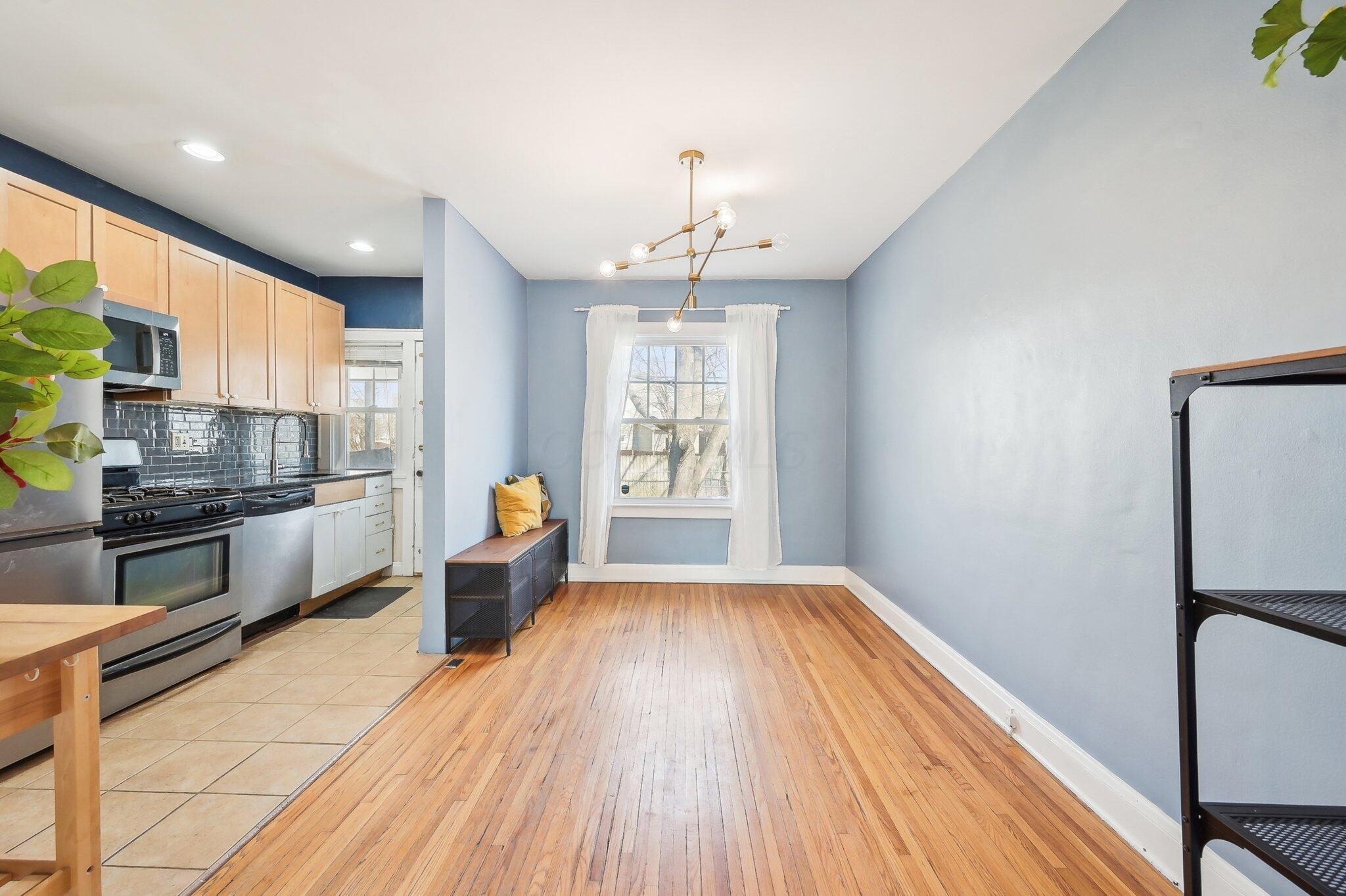 1156 Northwest Boulevard, 1156