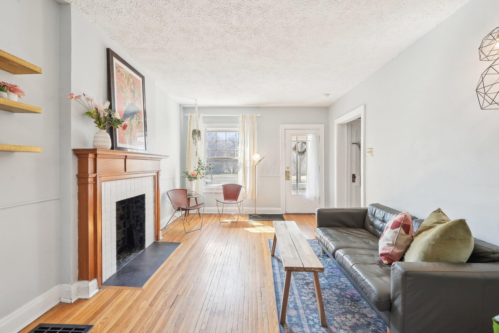 1156 Northwest Boulevard, 1156