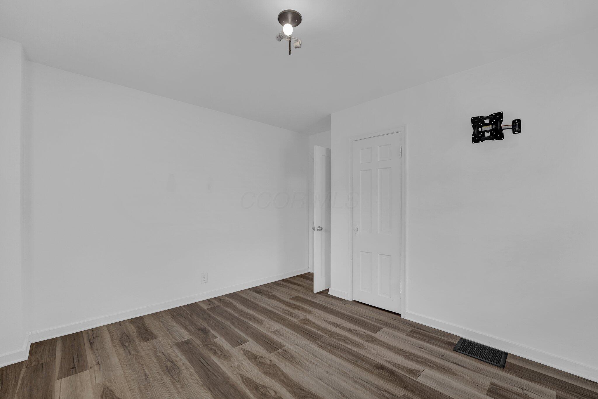 276 N Virginialee Road