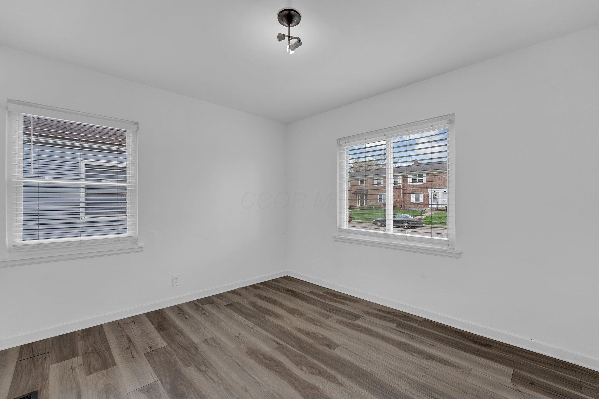 276 N Virginialee Road