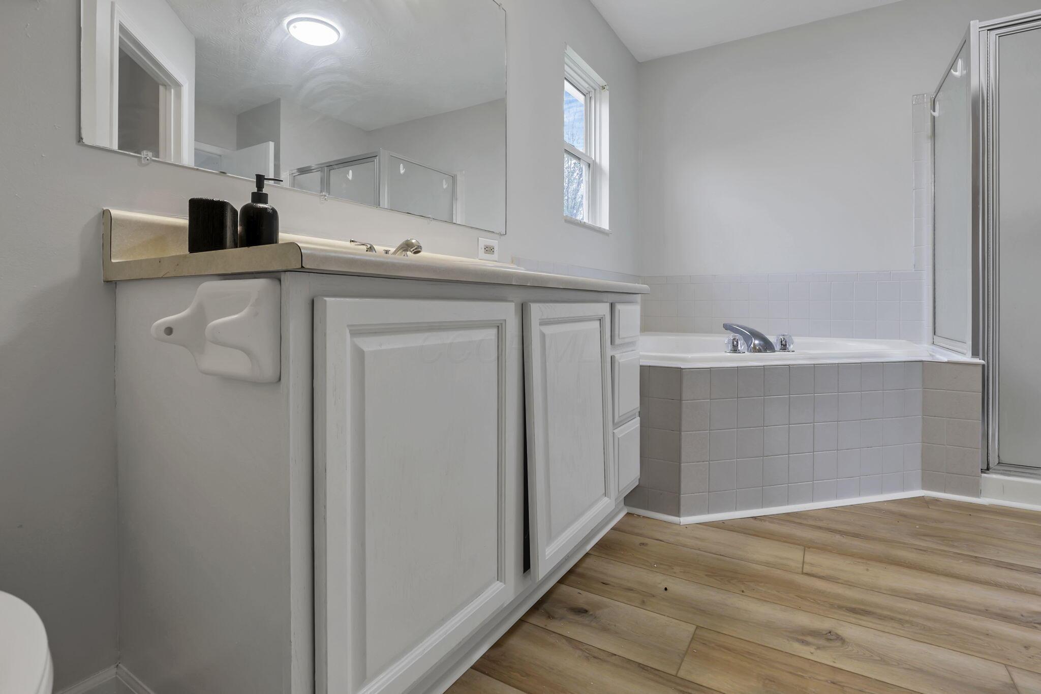 1528 Mckinney Lane