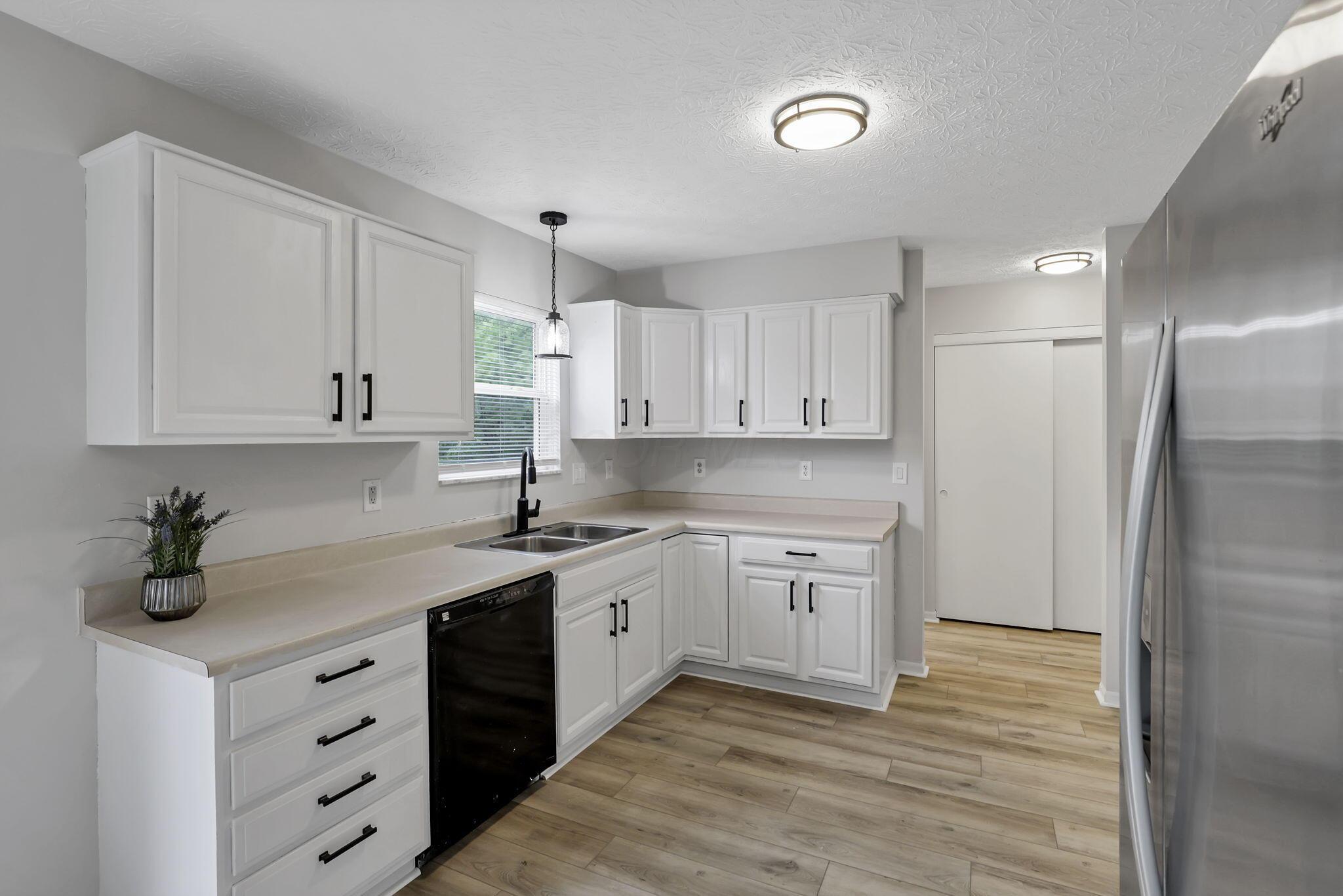 1528 Mckinney Lane