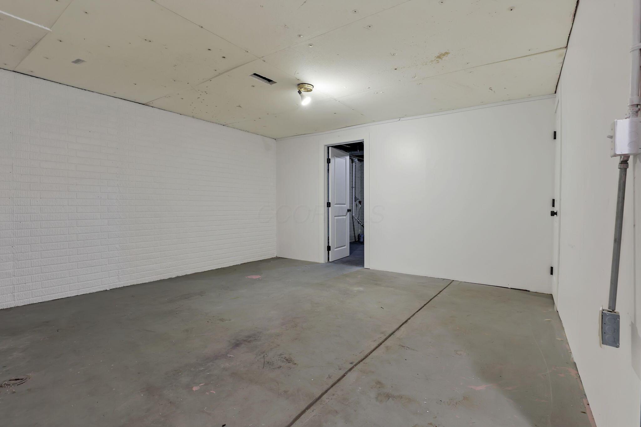 1528 Mckinney Lane