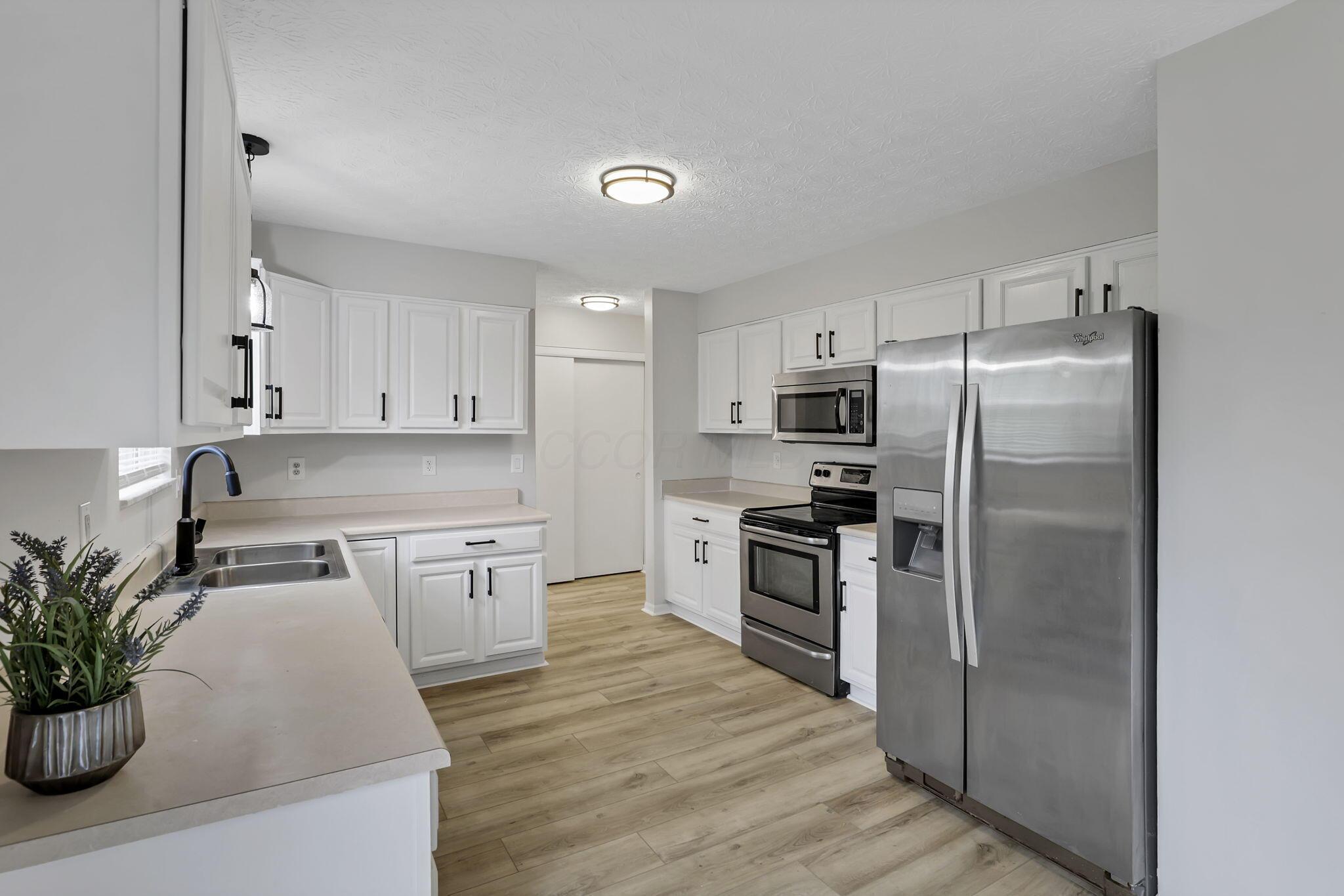 1528 Mckinney Lane