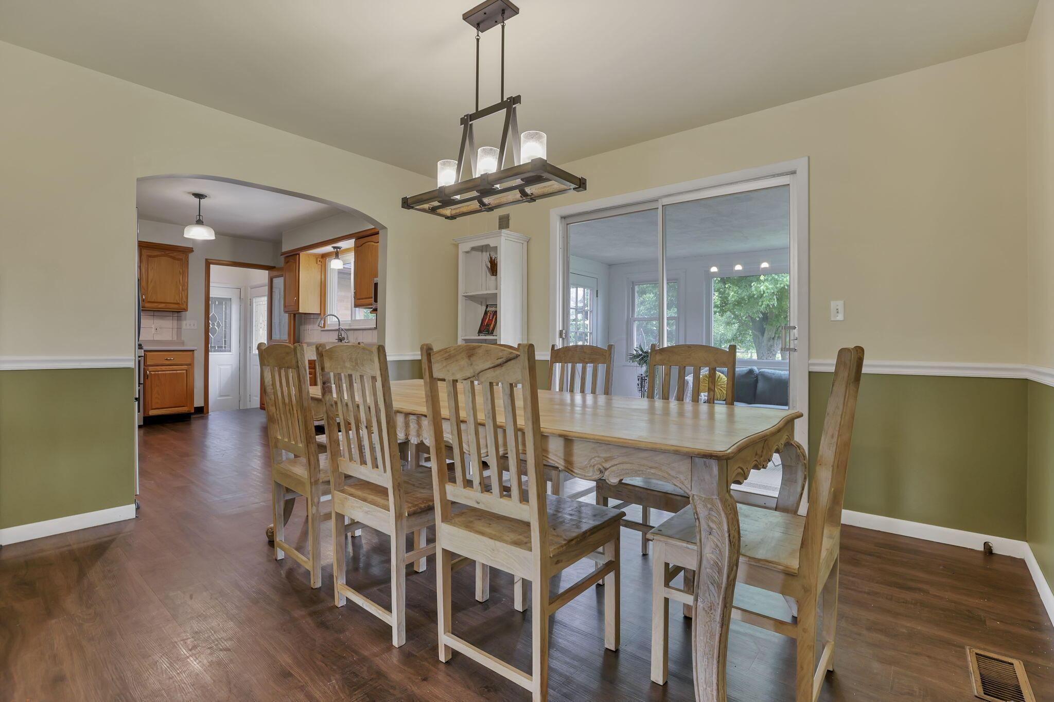 437 S State Route 605