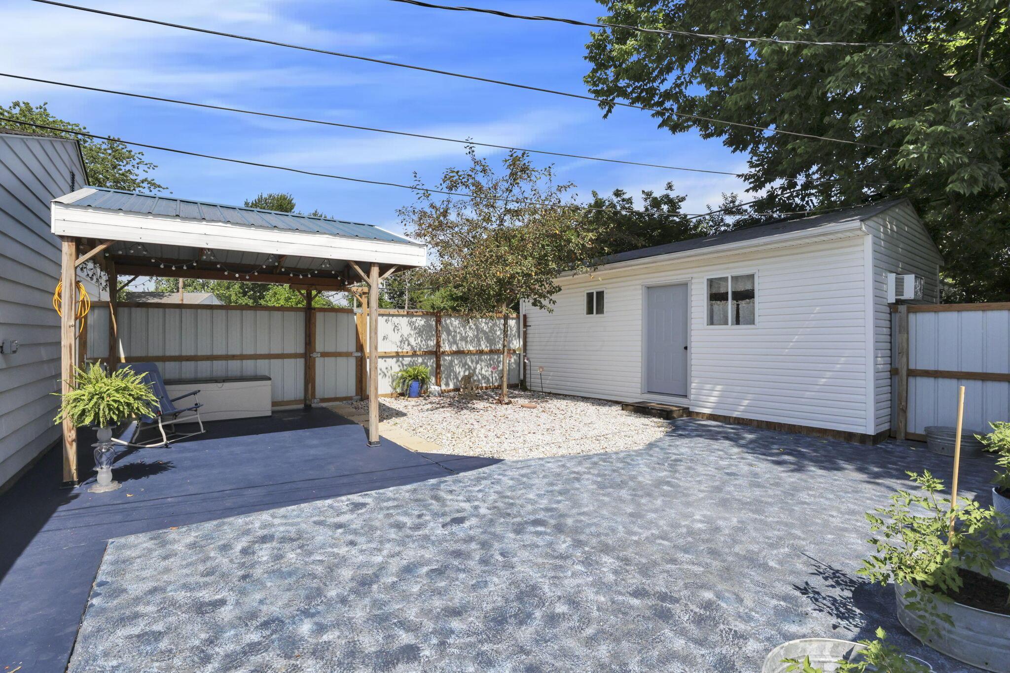 4022 Clabber Road