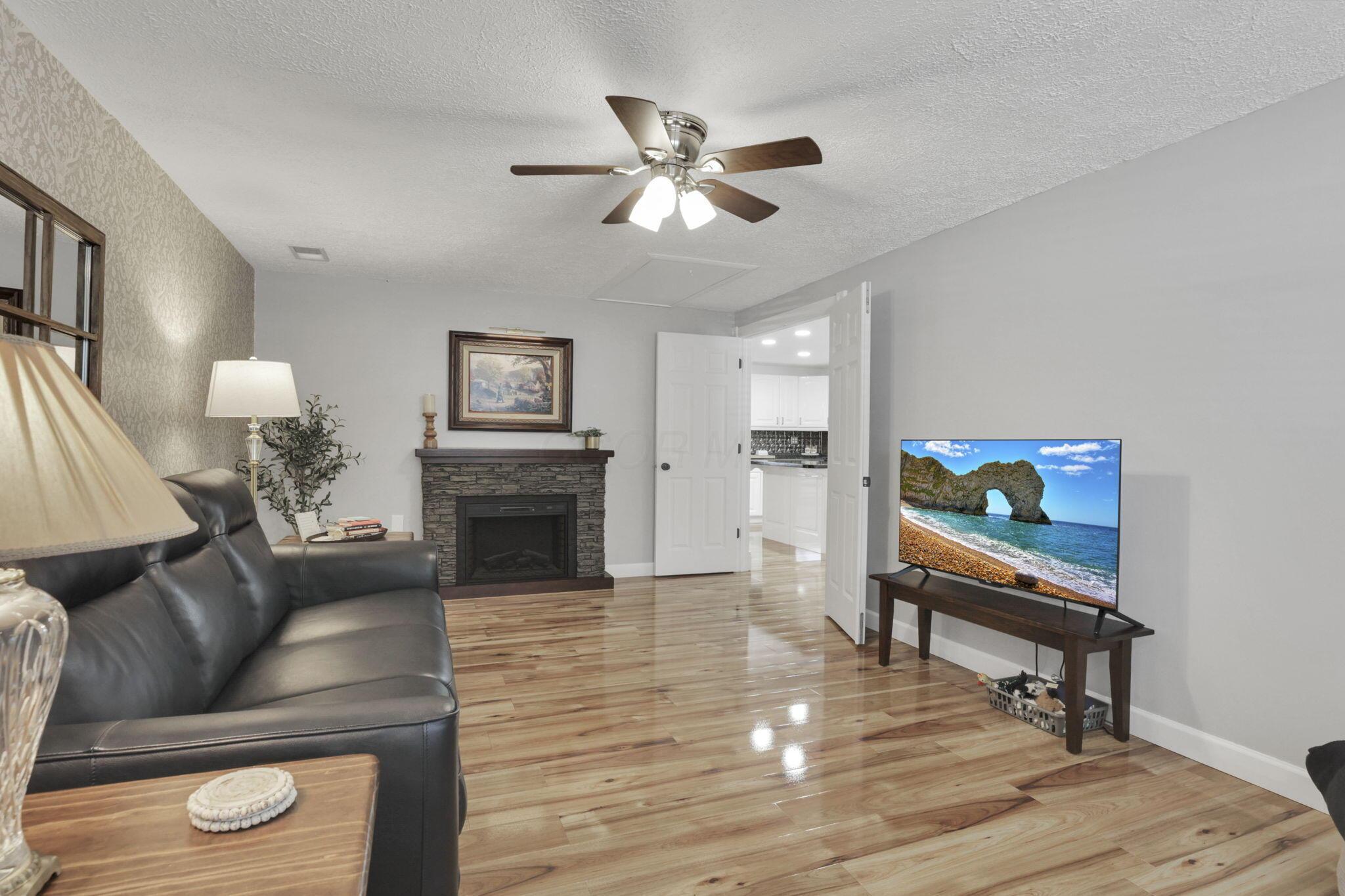 4022 Clabber Road