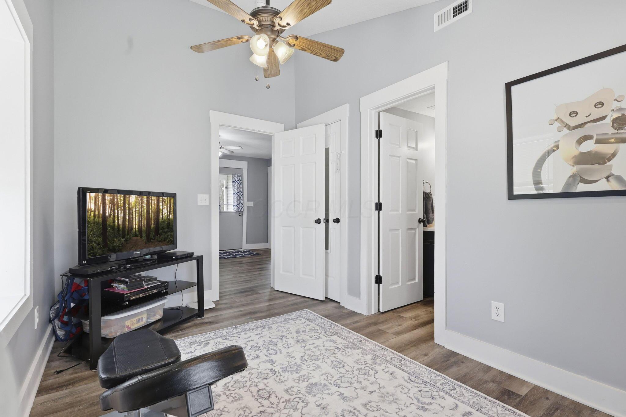 10937 Van Fossen Road