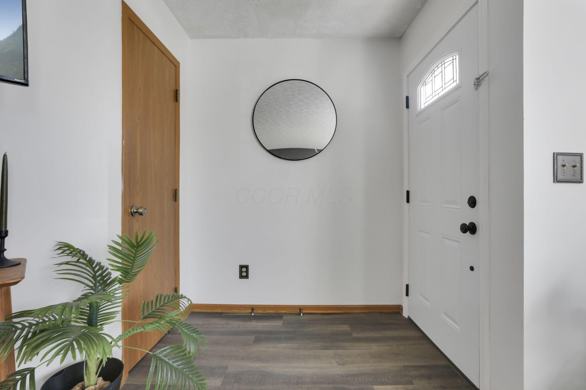 1076 Rendezvous Lane