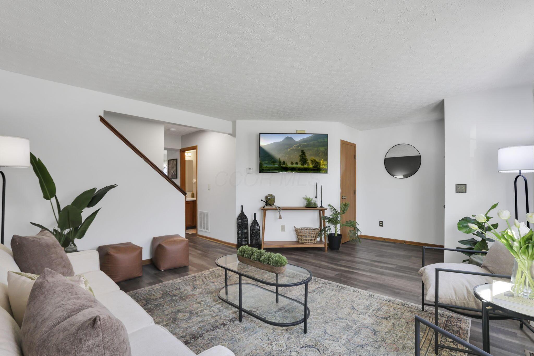 1076 Rendezvous Lane