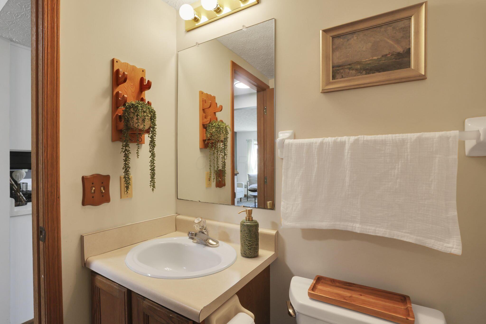 1076 Rendezvous Lane