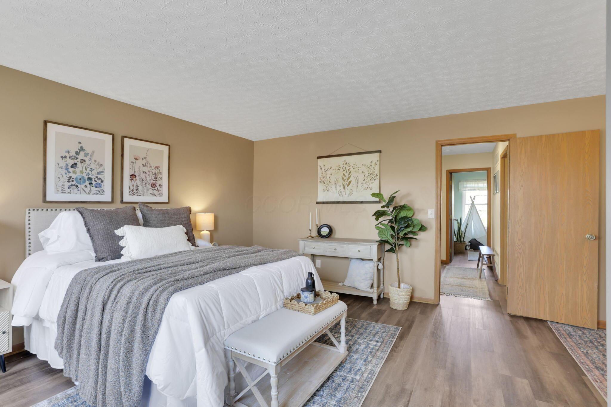 1076 Rendezvous Lane