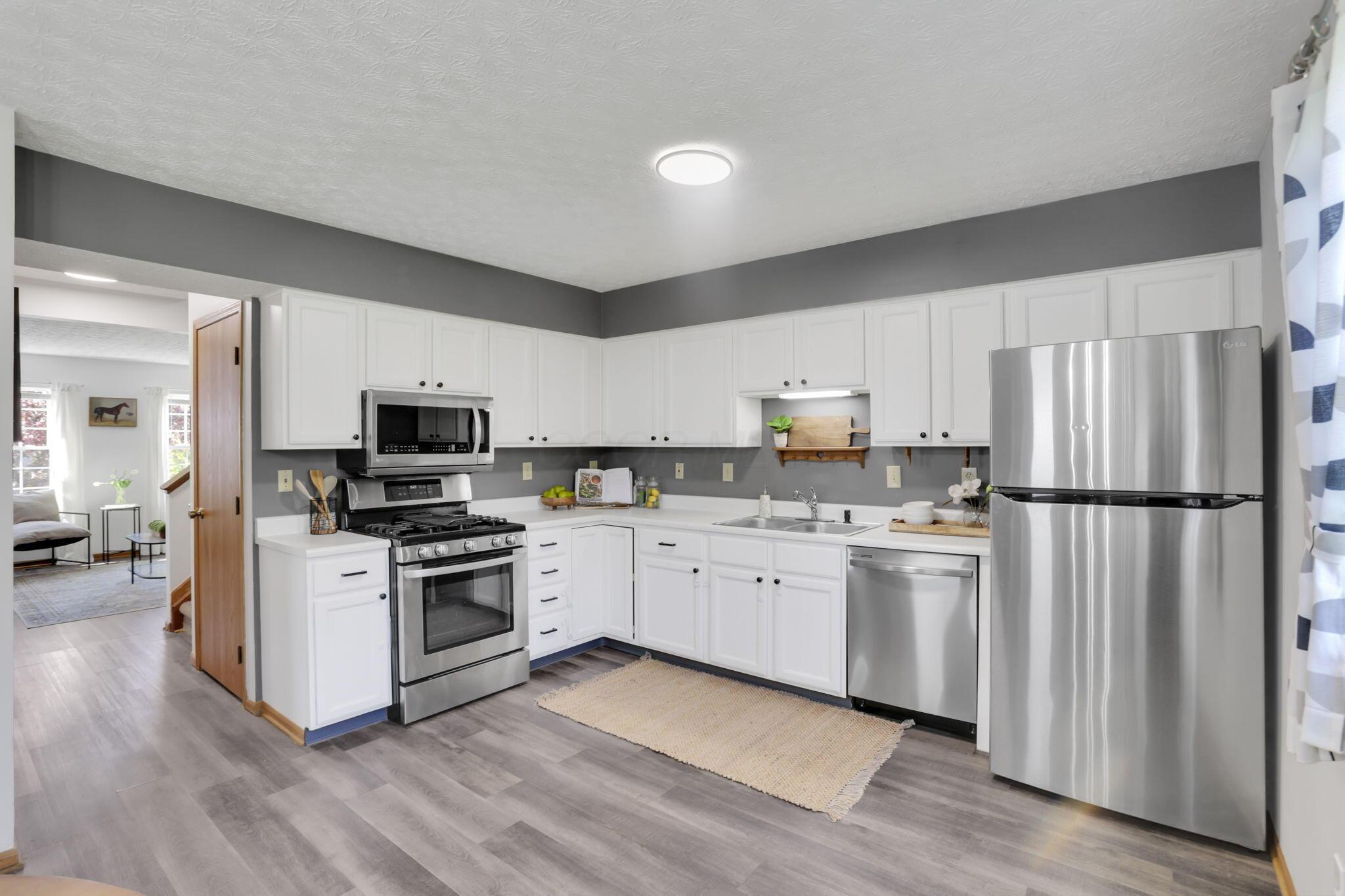 1076 Rendezvous Lane