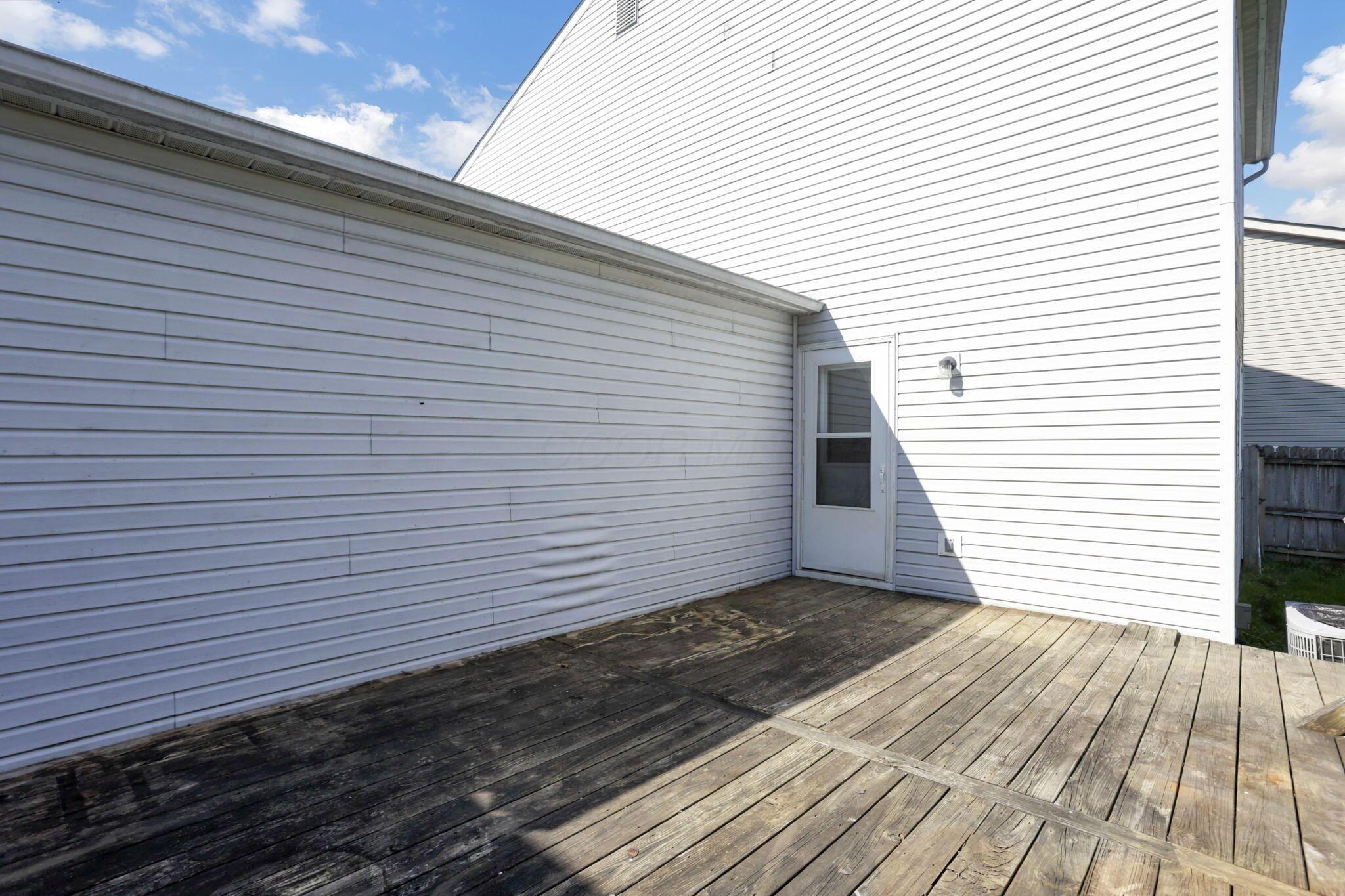 1076 Rendezvous Lane