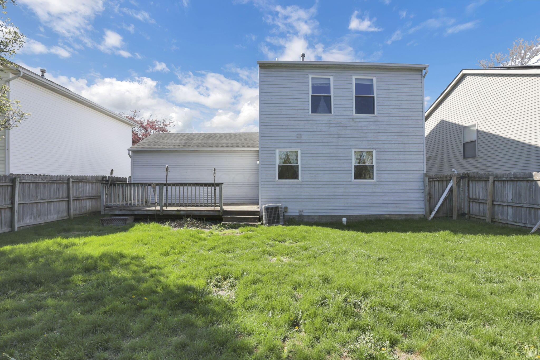 1076 Rendezvous Lane