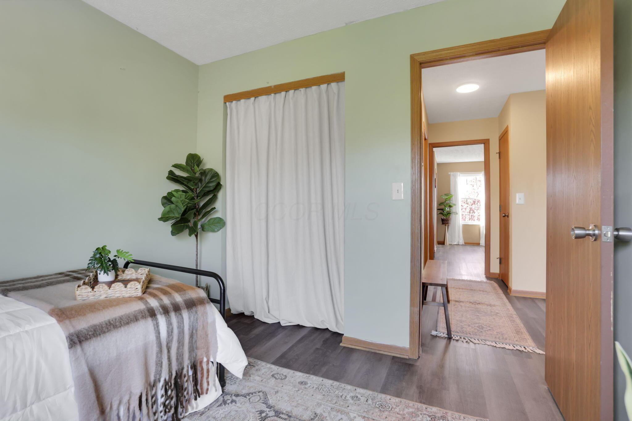 1076 Rendezvous Lane