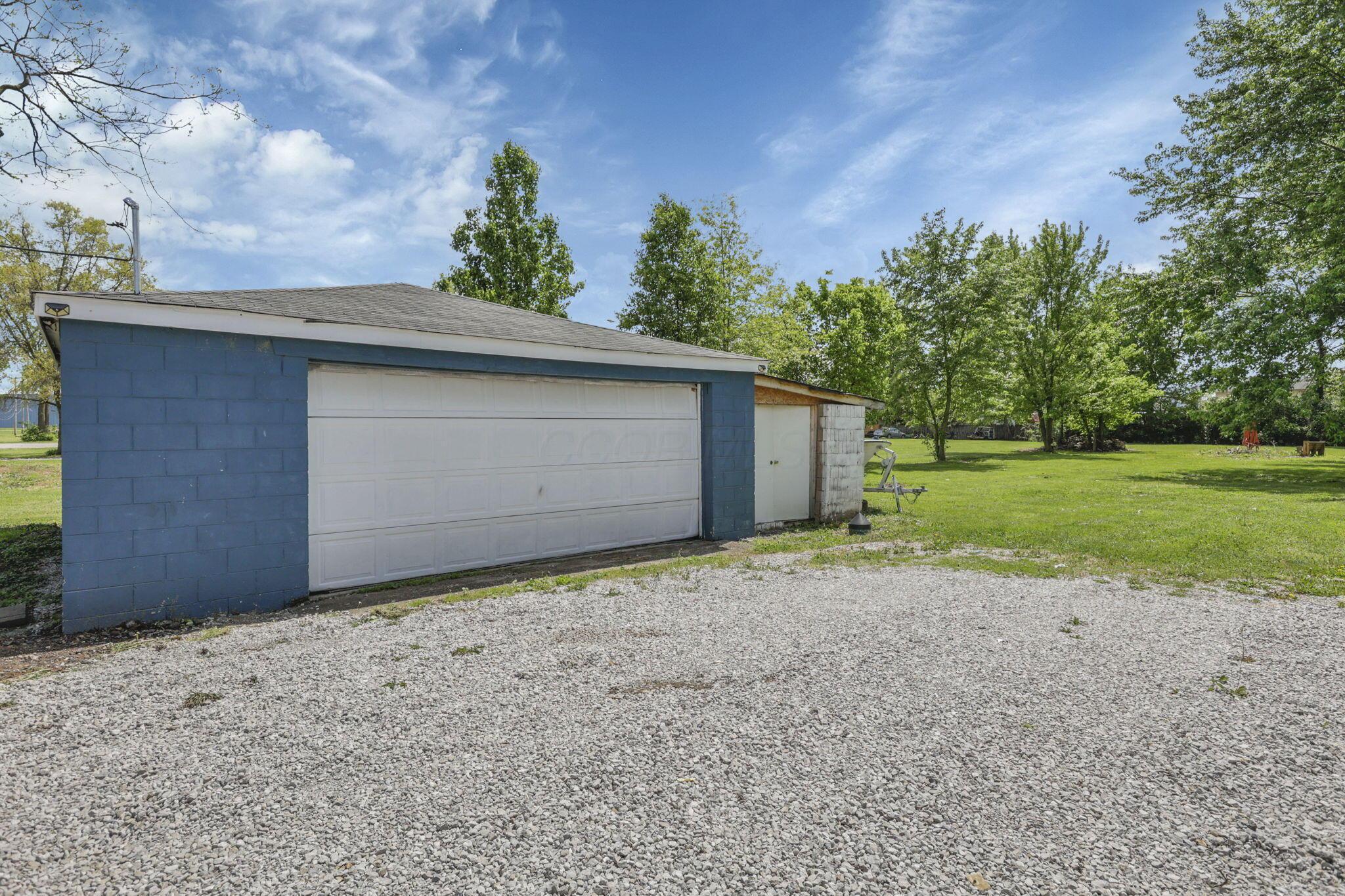 1101 Meadow Lane