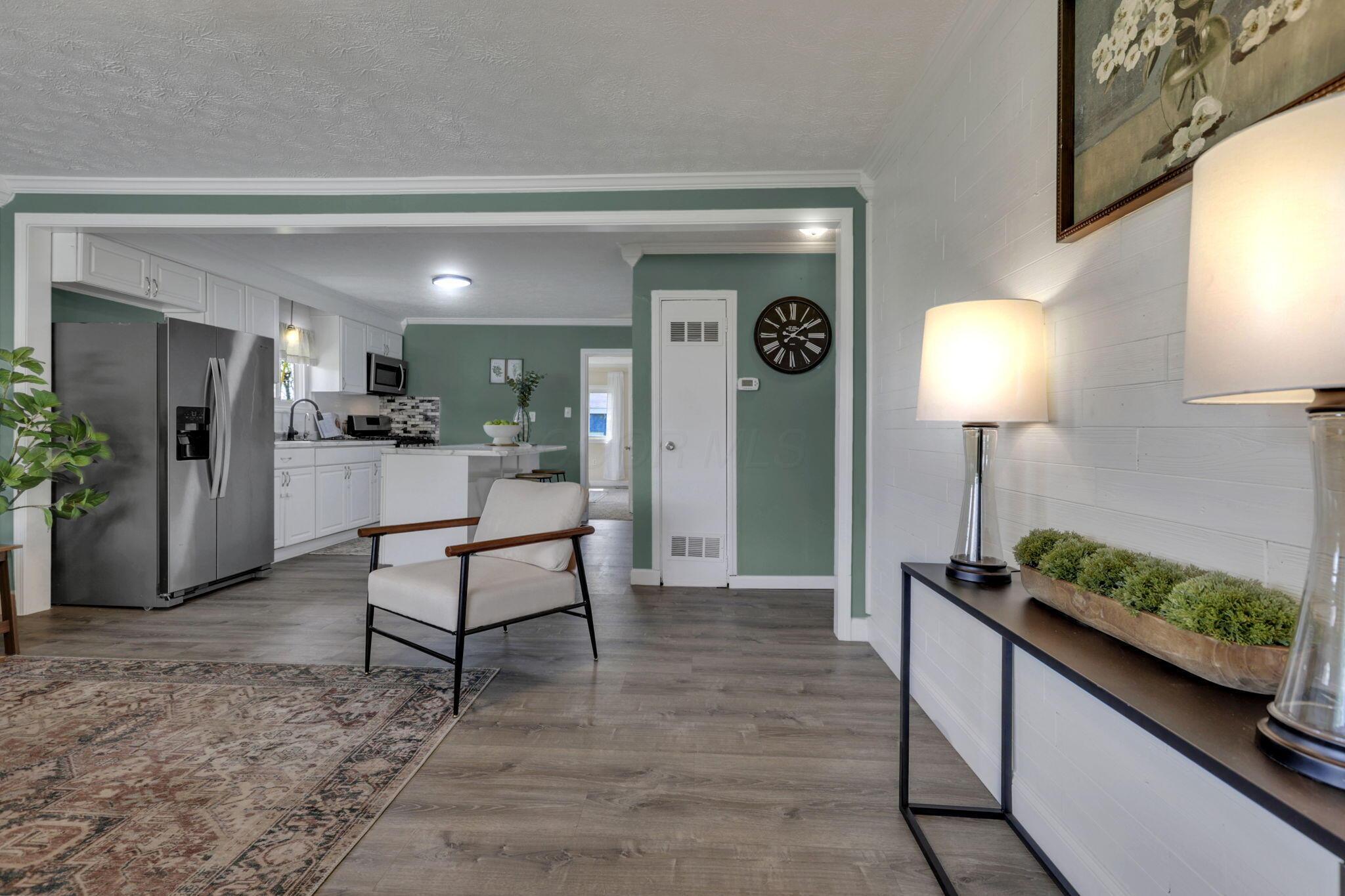 1101 Meadow Lane