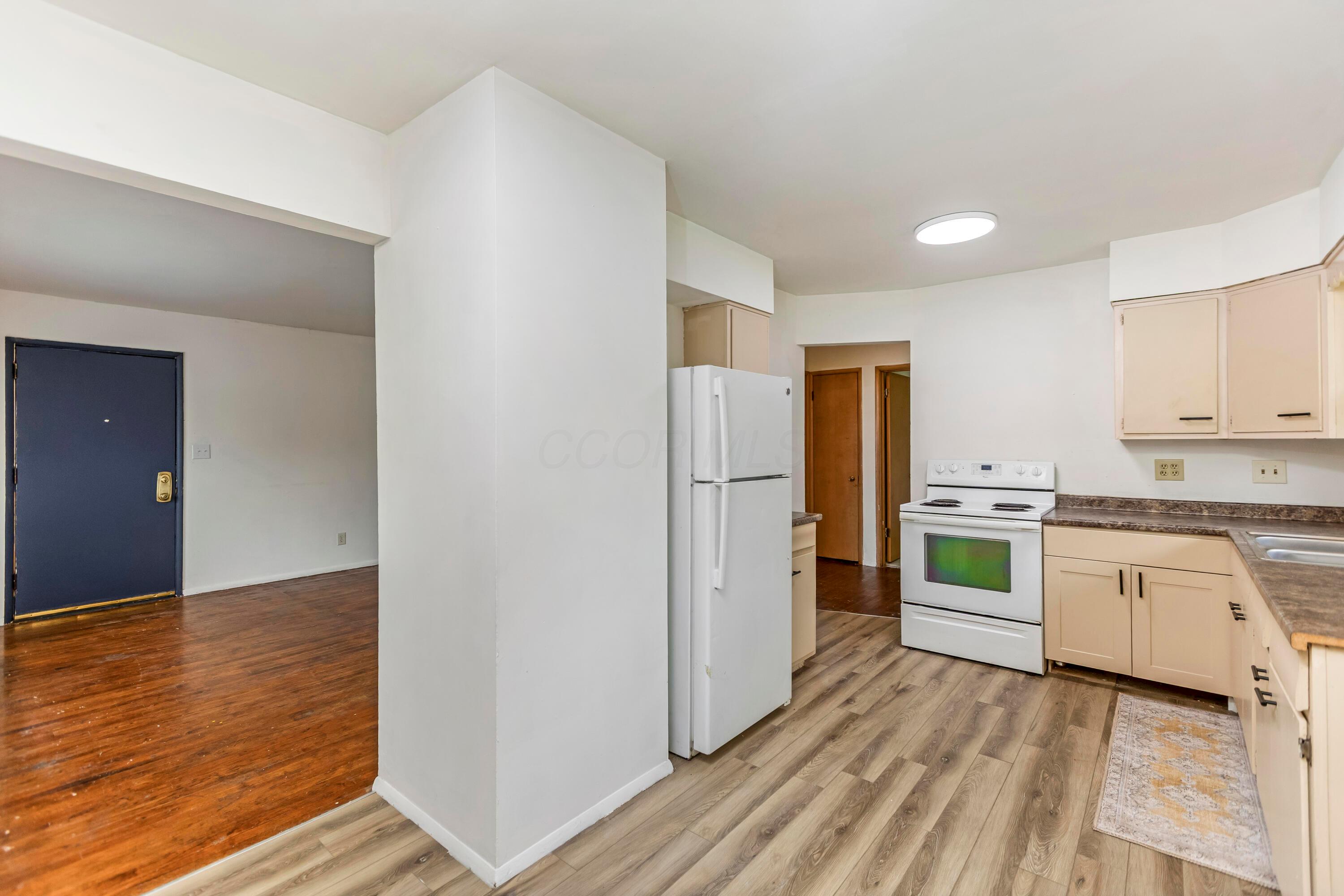 1694 Huy Road