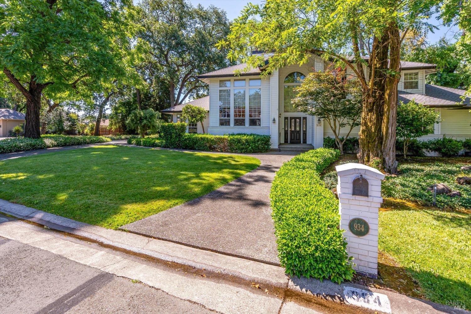 934 Fairway Drive