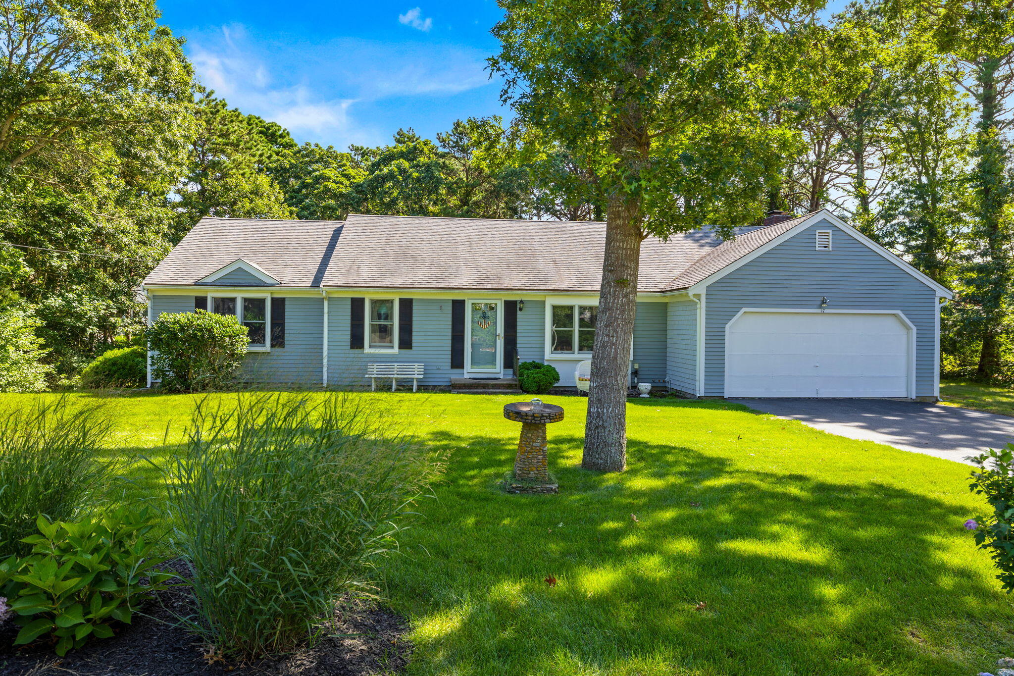 17 WOODCREST Lane