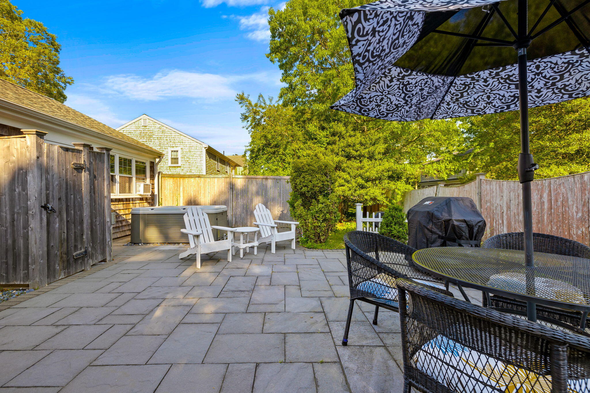 33 EARLY RED BERRY Lane