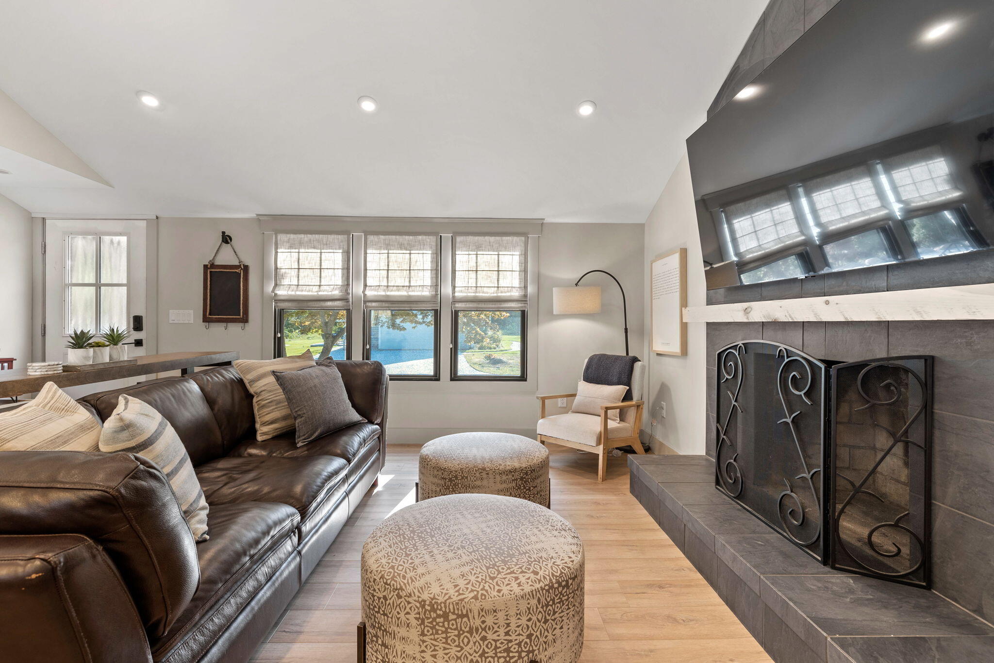 9 Locust Avenue
