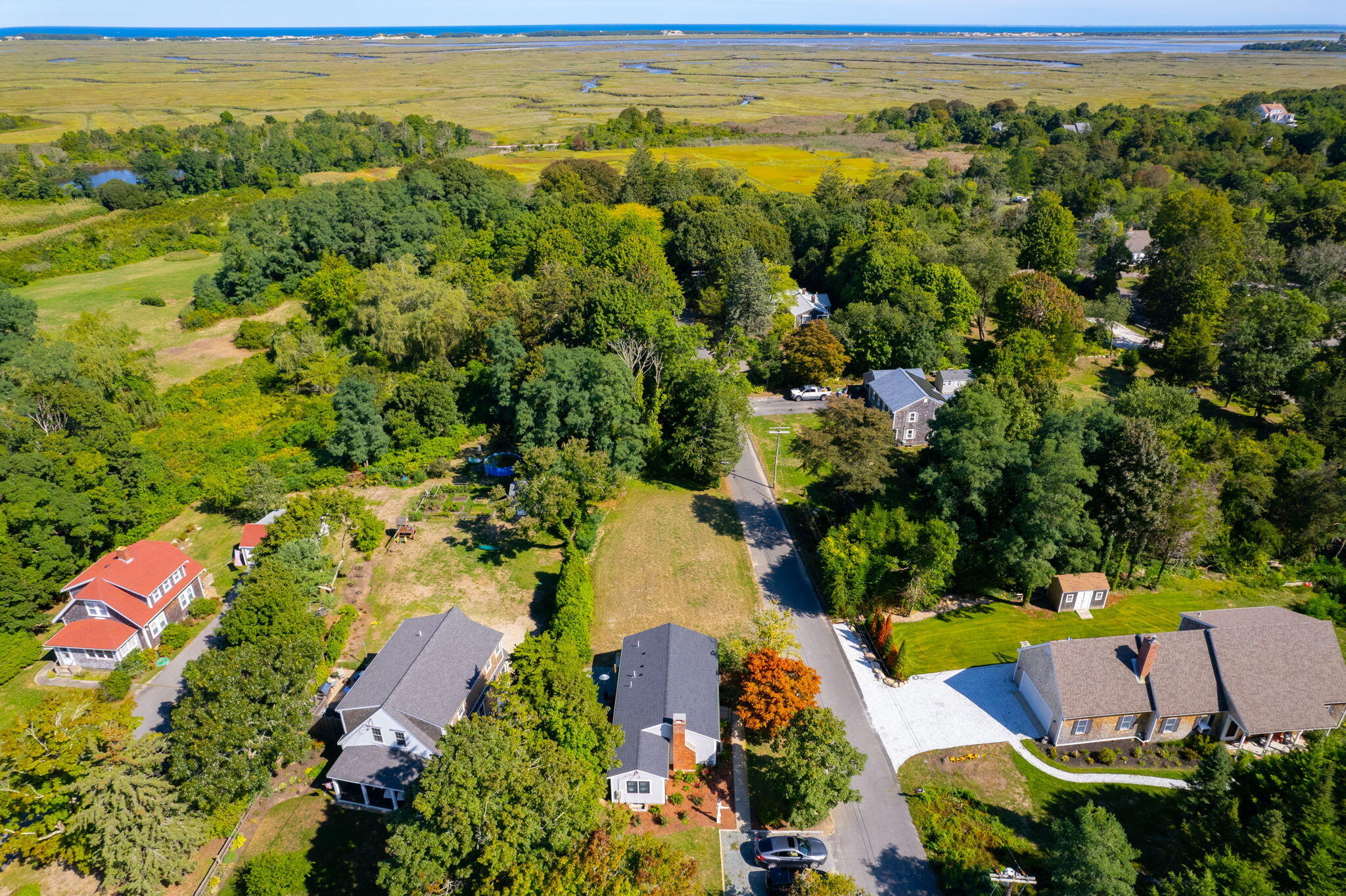 9 Locust Avenue