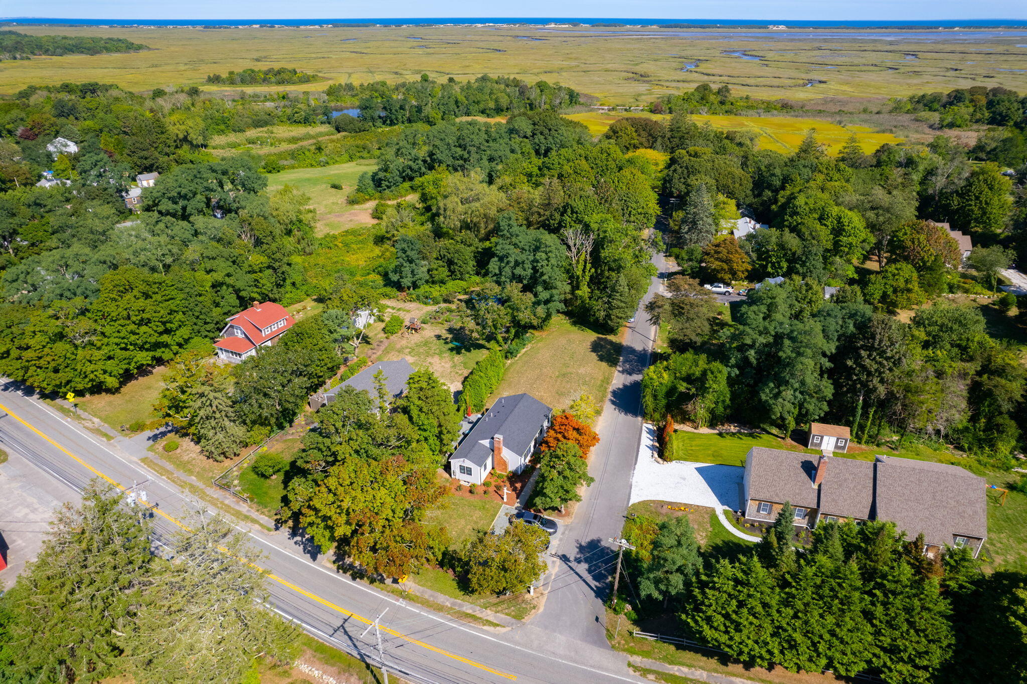 9 Locust Avenue