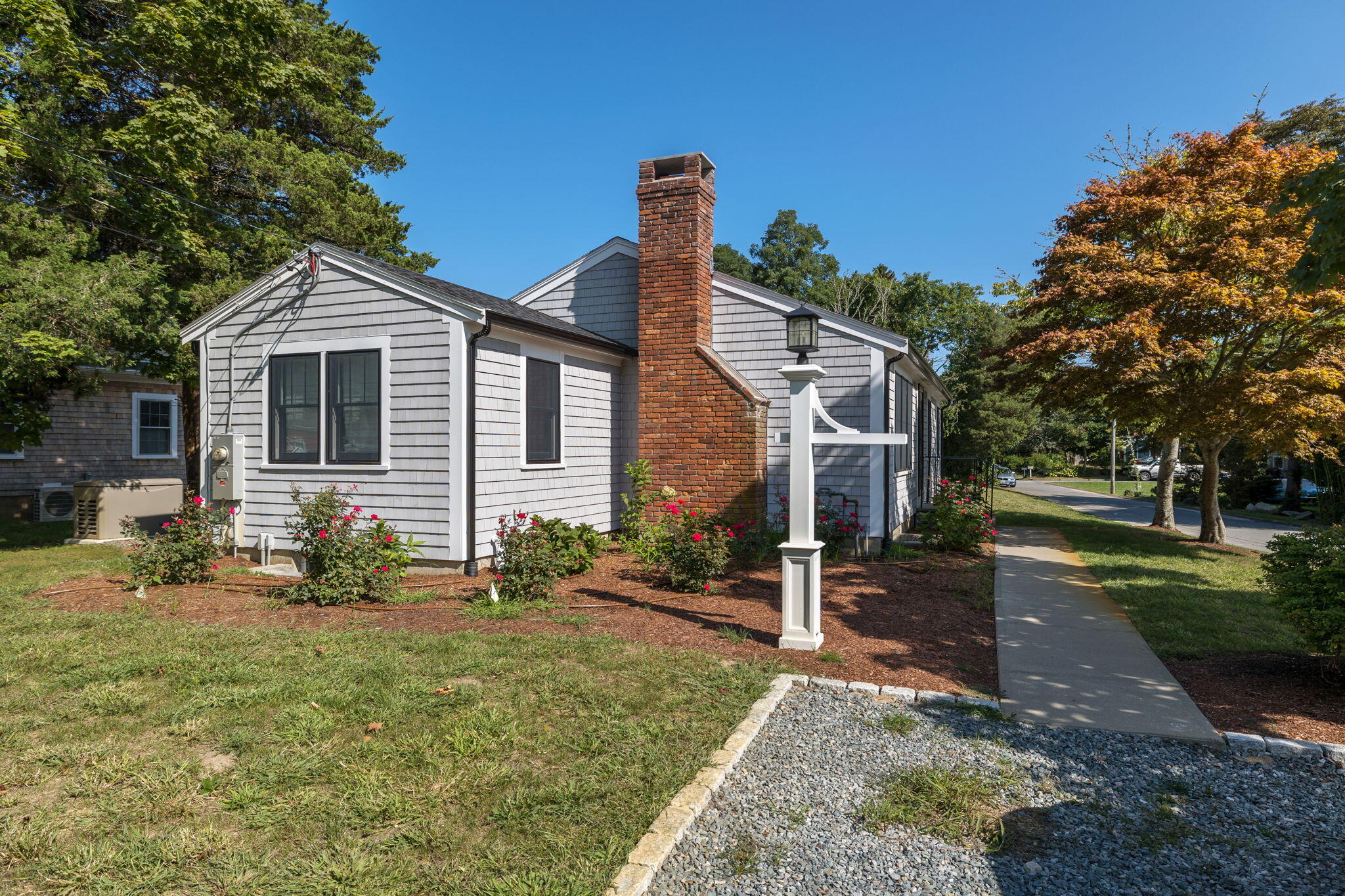 9 Locust Avenue