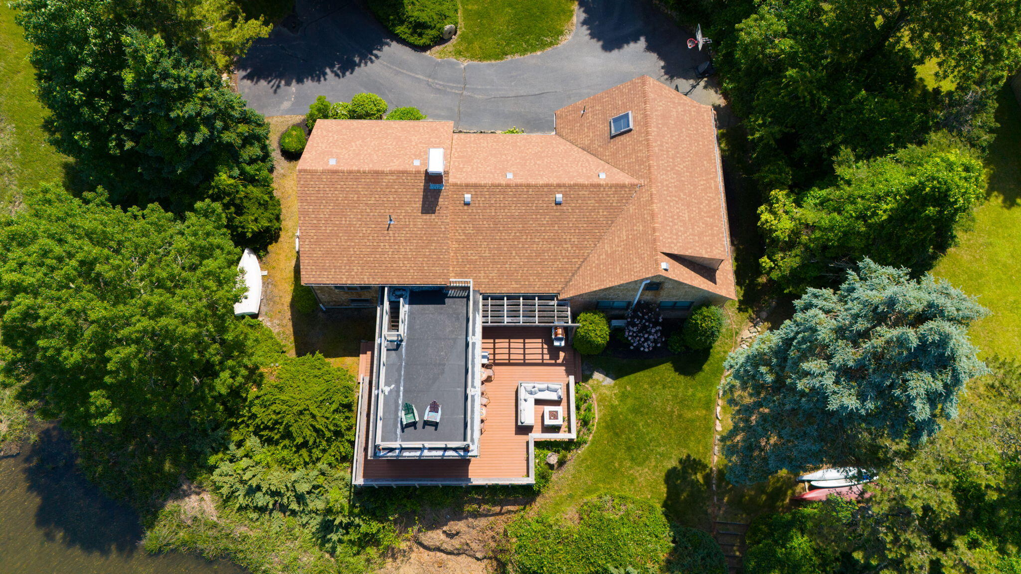 15 ALBION Way