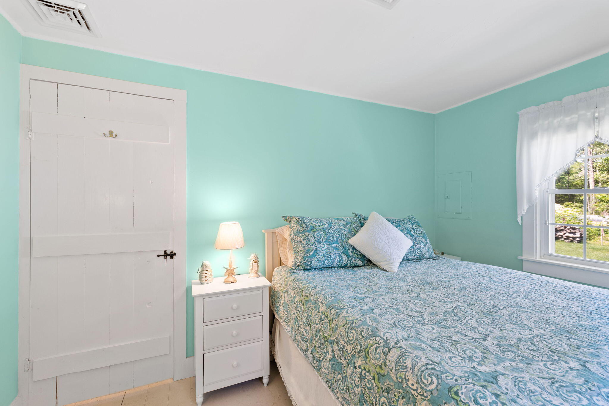 8 BAYBERRY Lane