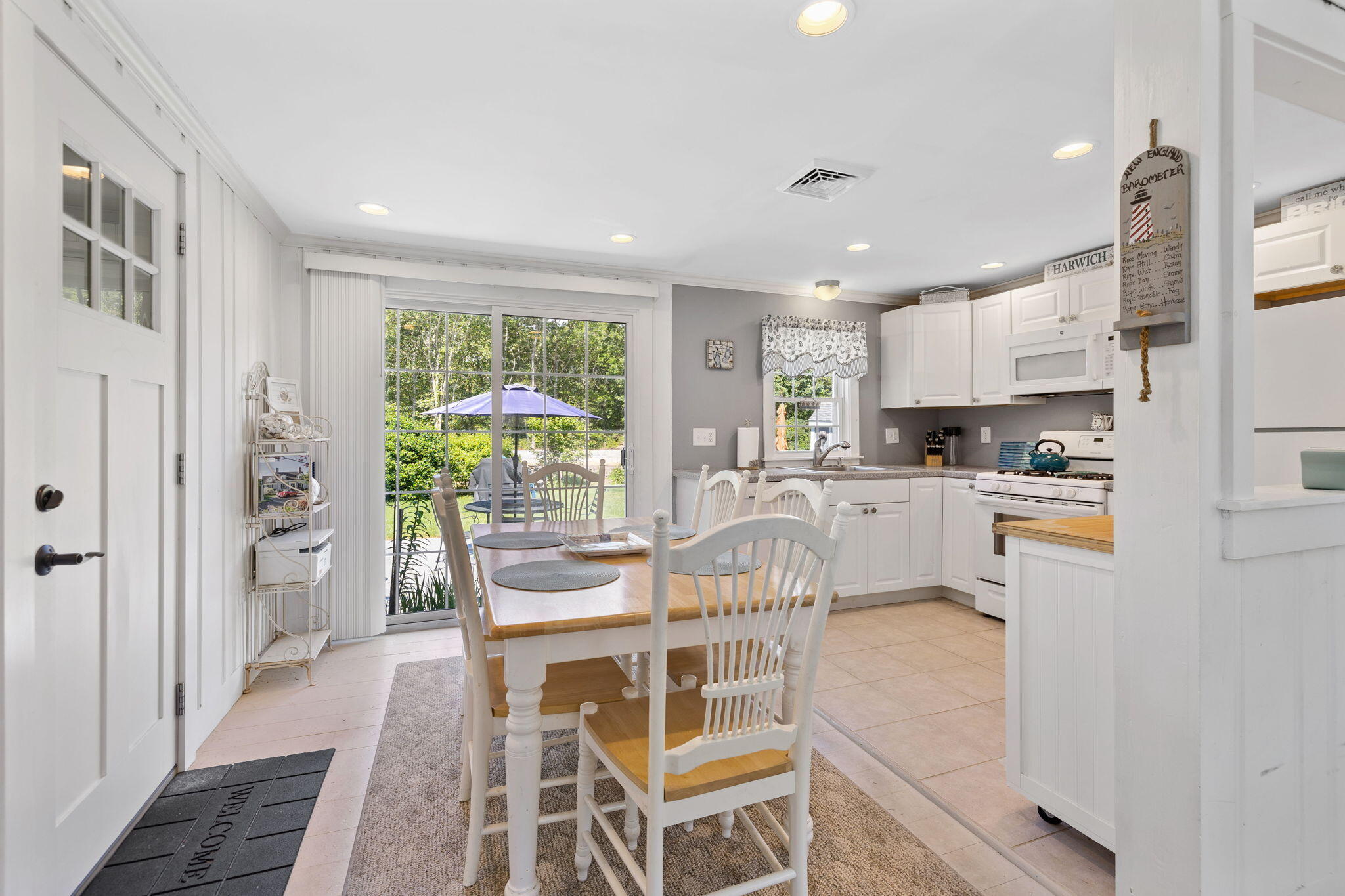 8 BAYBERRY Lane