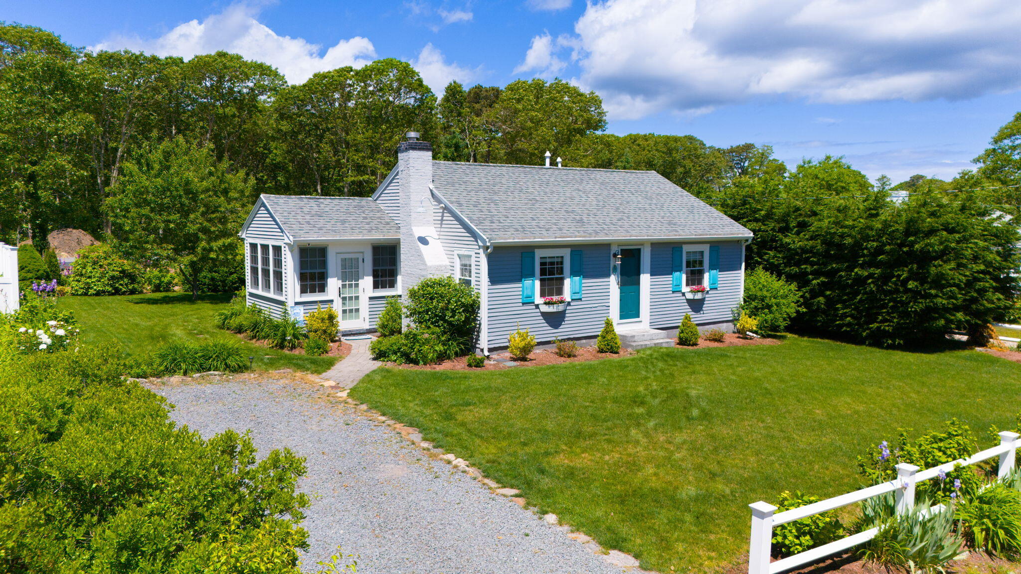 8 BAYBERRY Lane