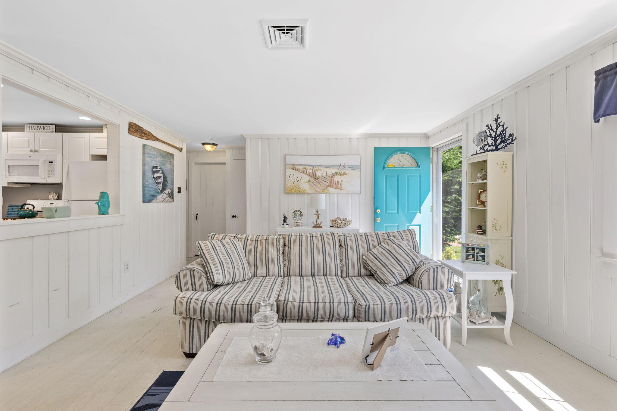 8 BAYBERRY Lane