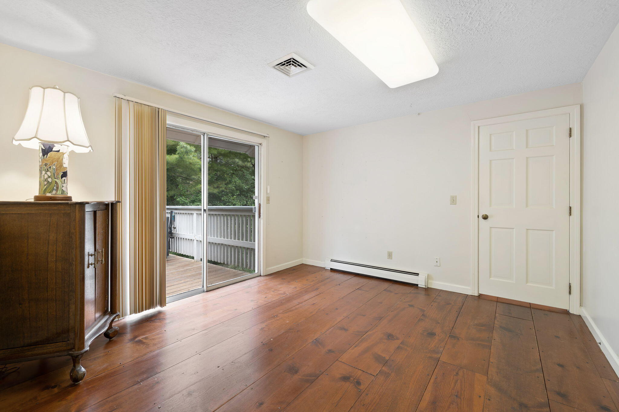36 LONGFELLOW Drive