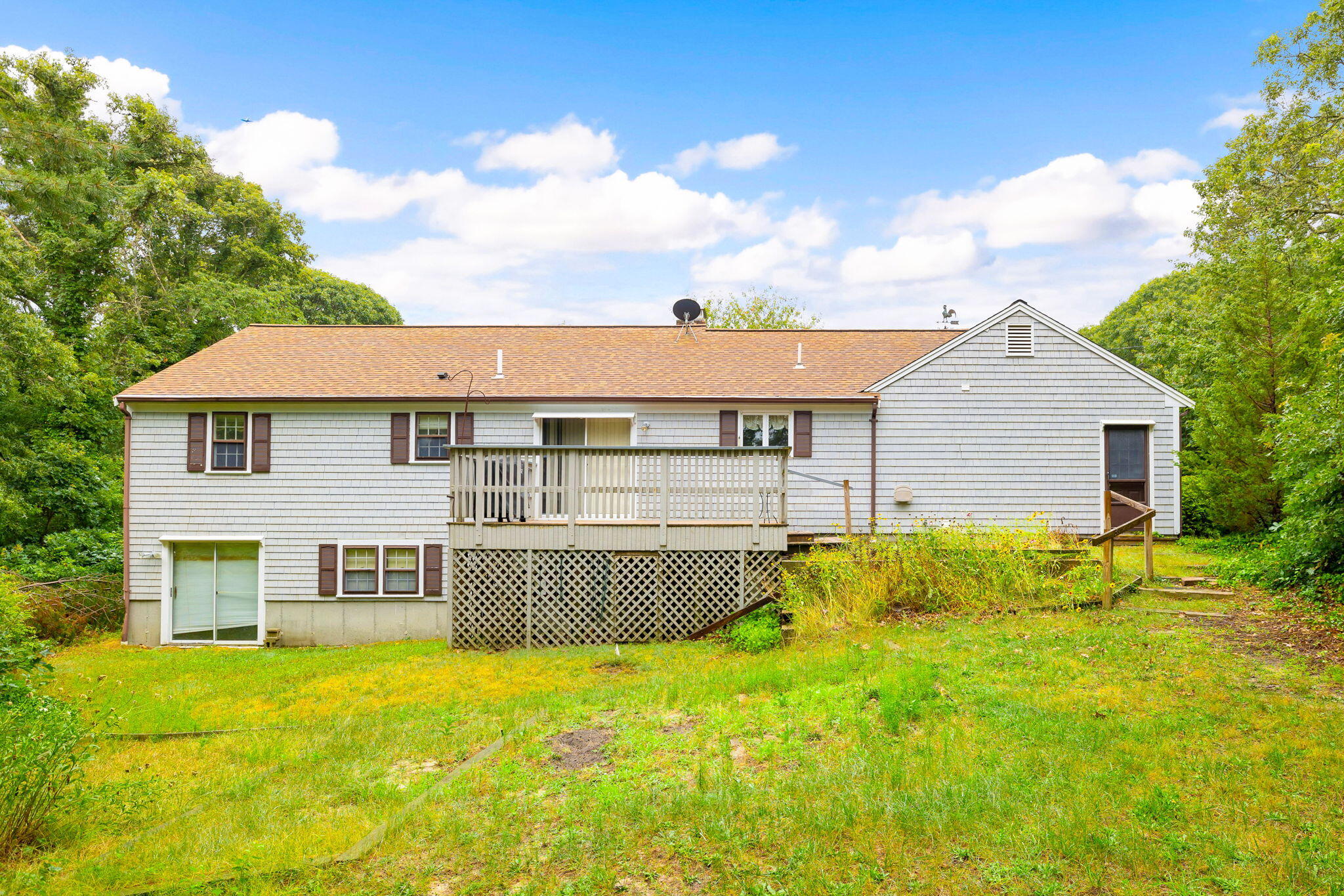 36 LONGFELLOW Drive