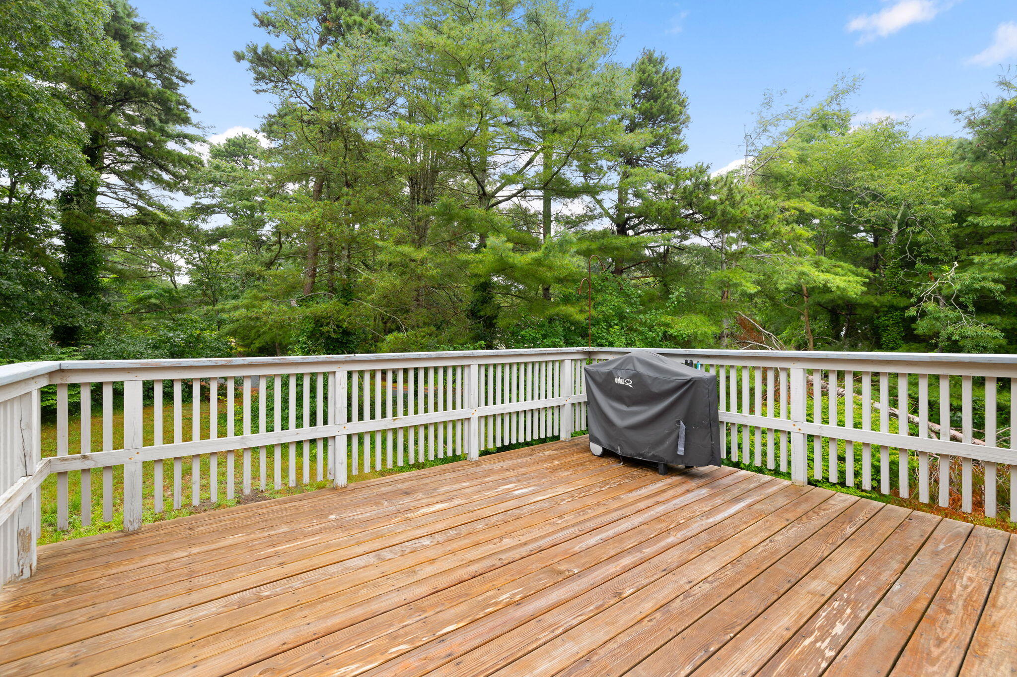 36 LONGFELLOW Drive