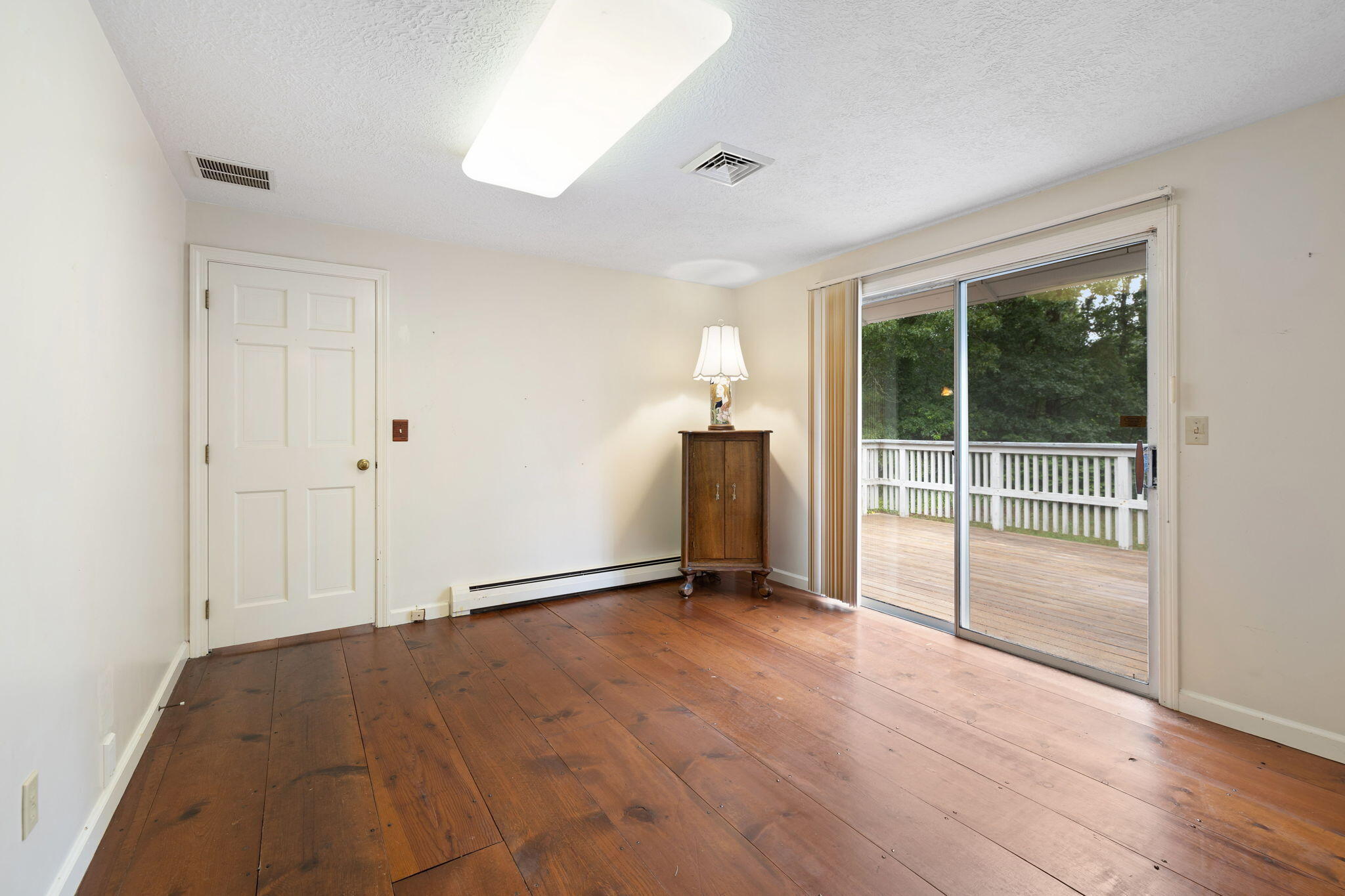 36 LONGFELLOW Drive
