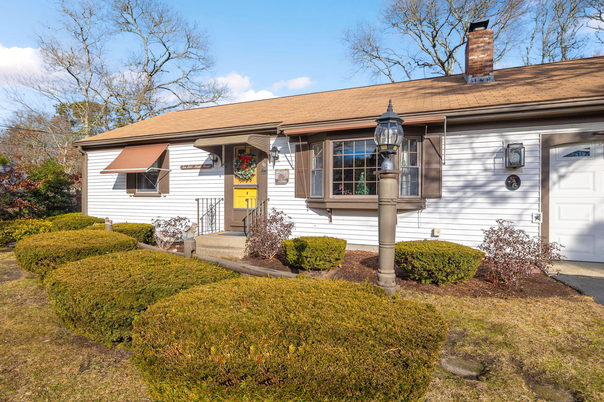 10 STILL BROOK Road