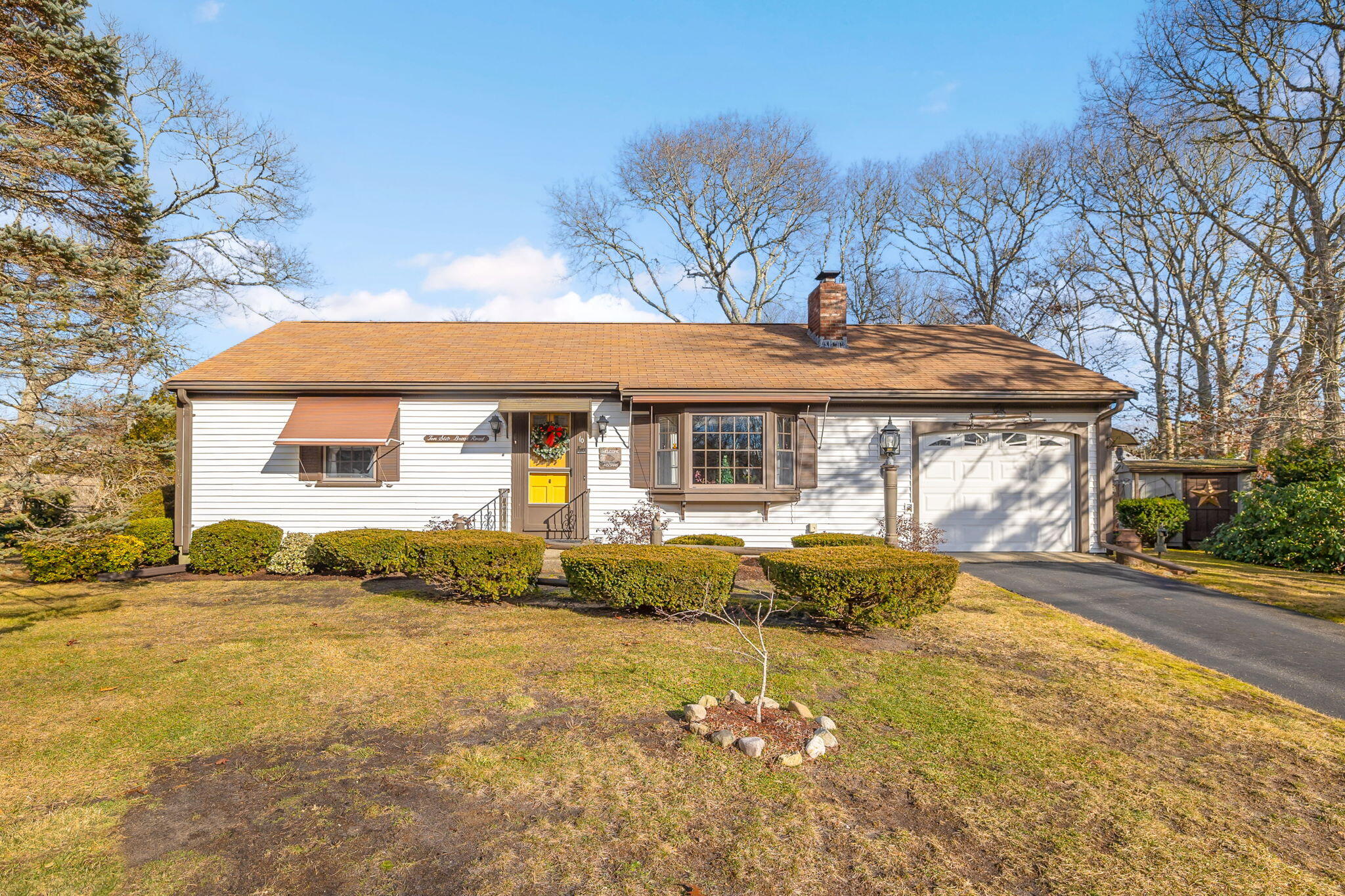 10 STILL BROOK Road
