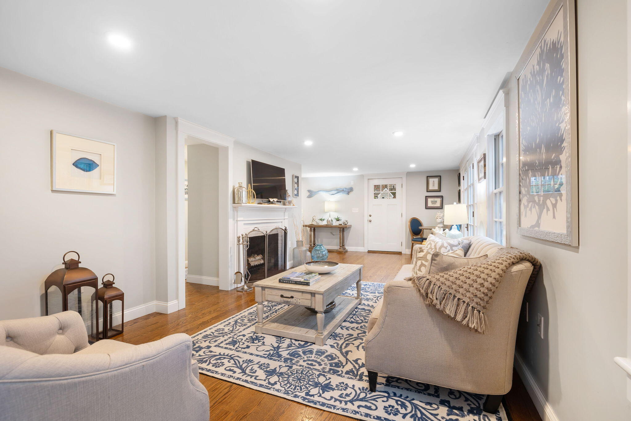 35 LAKEVIEW Drive