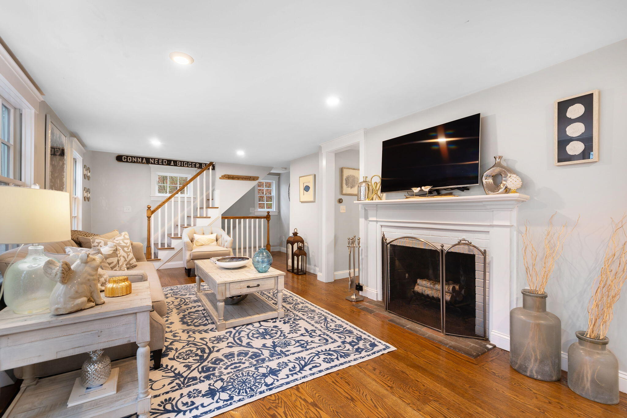 35 LAKEVIEW Drive