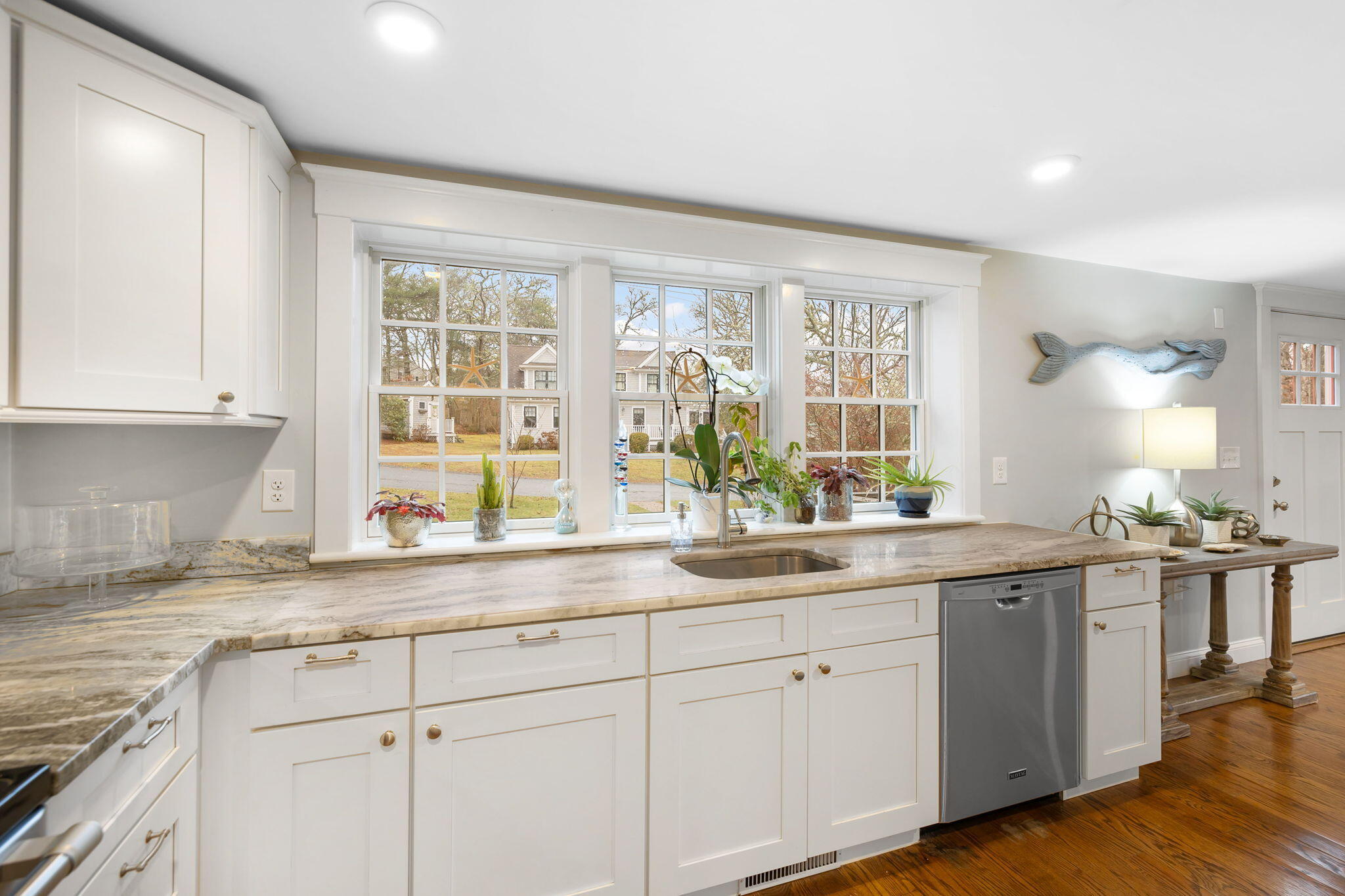 35 LAKEVIEW Drive