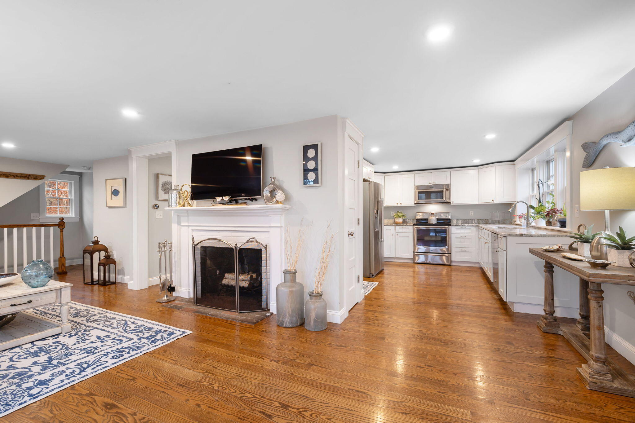 35 LAKEVIEW Drive